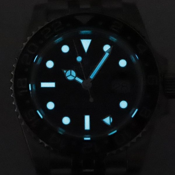 Rolex GMT-Master II Bruce Wayne Oyster ref. 126710GRNR-0004