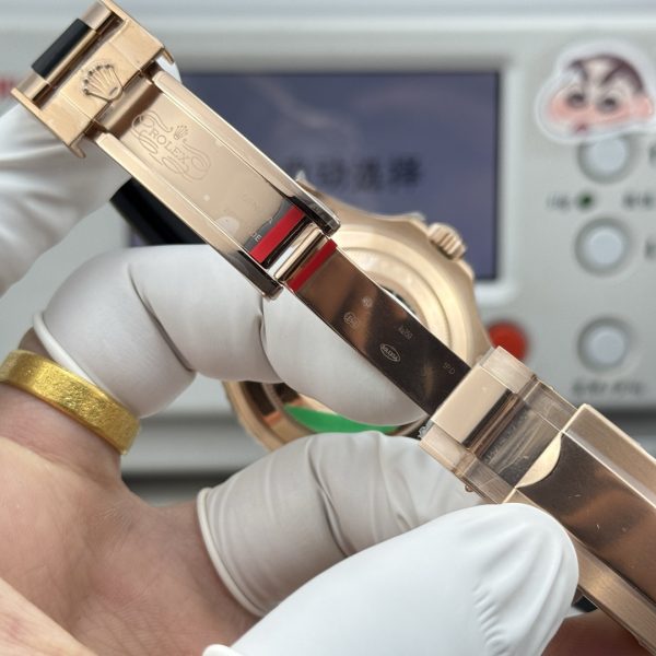 Rolex Yacht-Master 40 Rubin Dial Rose Gold Ref. 16628