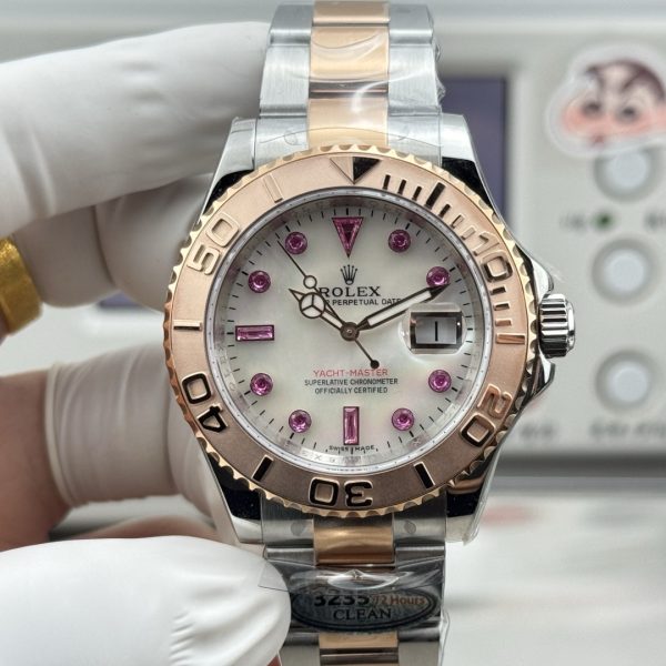 Rolex Yacht-Master 40 Bi-Color Rubin Dial Ref. 16623