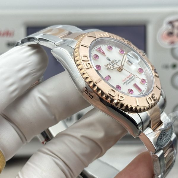 Rolex Yacht-Master 40 Bi-Color Rubin Dial Ref. 16623