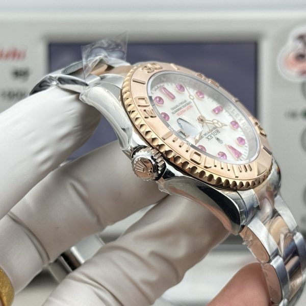 Rolex Yacht-Master 40 Bi-Color Rubin Dial Ref. 16623