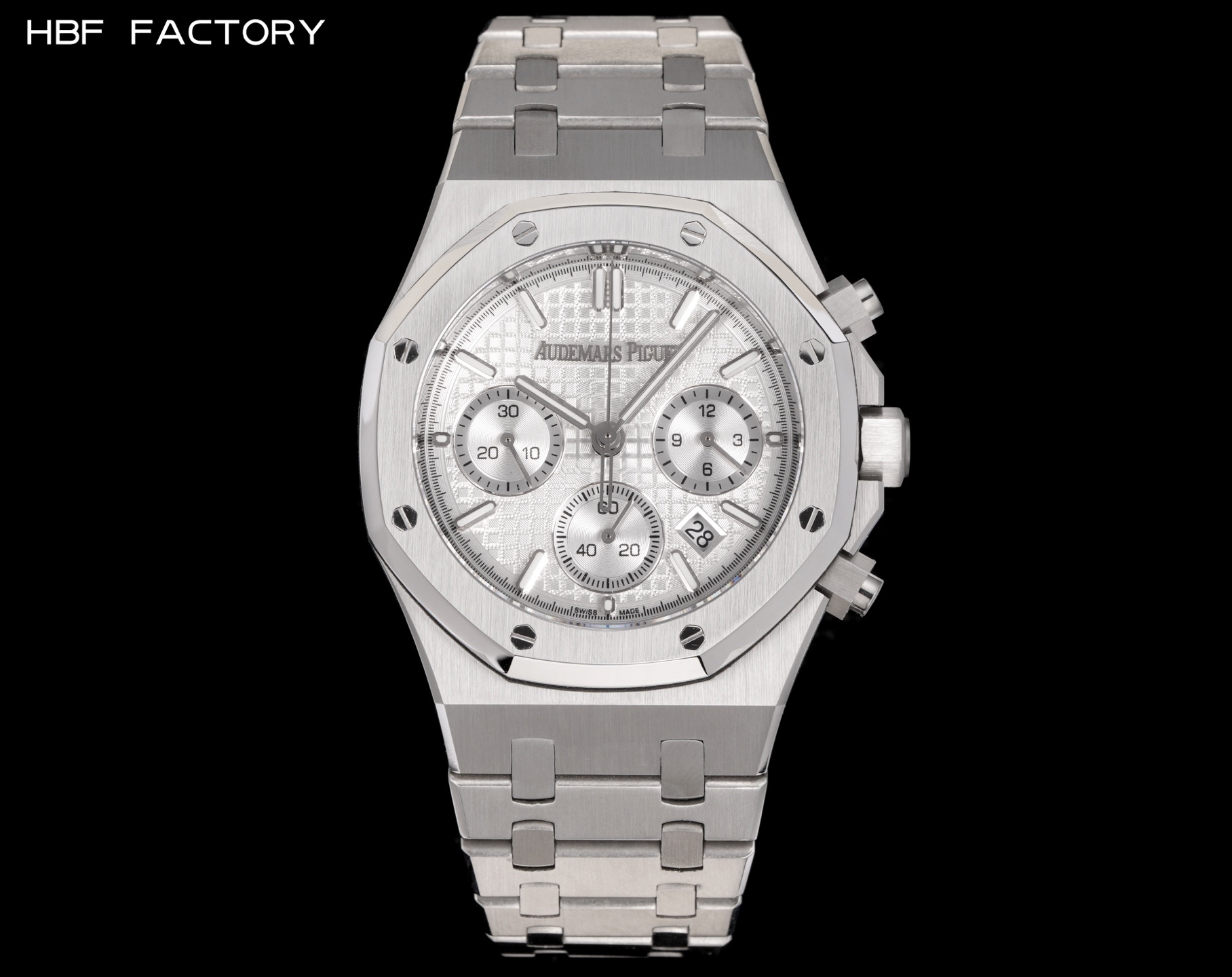 Audemars Piguet Royal Oak Selfwinding Chronograph Silver Dial Ref. 26240ST.OO.1320ST.03