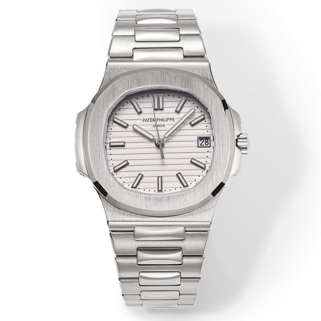 Philippe Nautilus Stainless Steel White Dial ref. 5711/1A-011