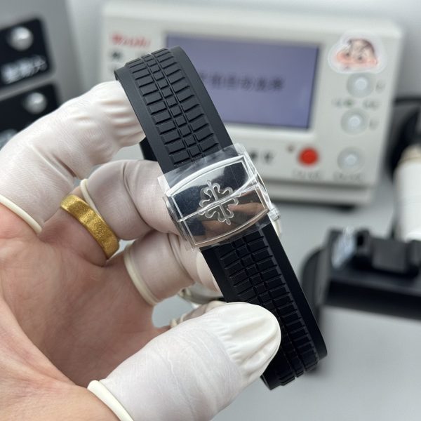 Patek Philippe Aquanaut Luce Diamond ref.5267/200A-001
