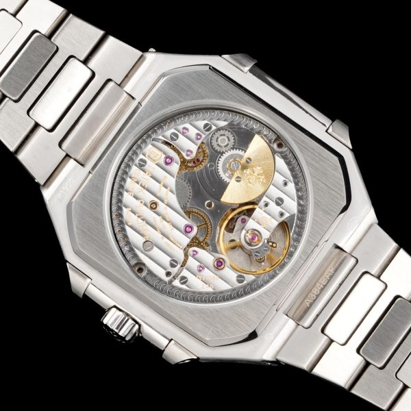 Patek Philippe Cubitus White Dial Edition