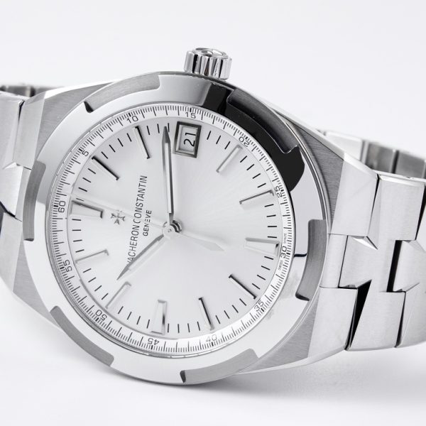 Vacheron Constantin Overseas Silver Dial Ref. 4500V/110A-B126