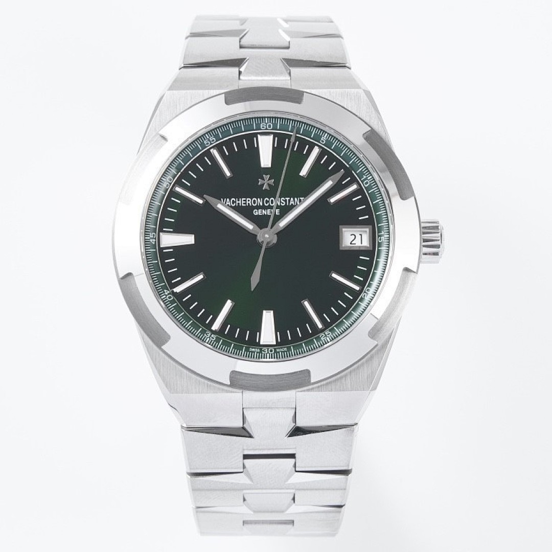 Vacheron Constantin Overseas Green Dial Ref. 4500V/110A-B483