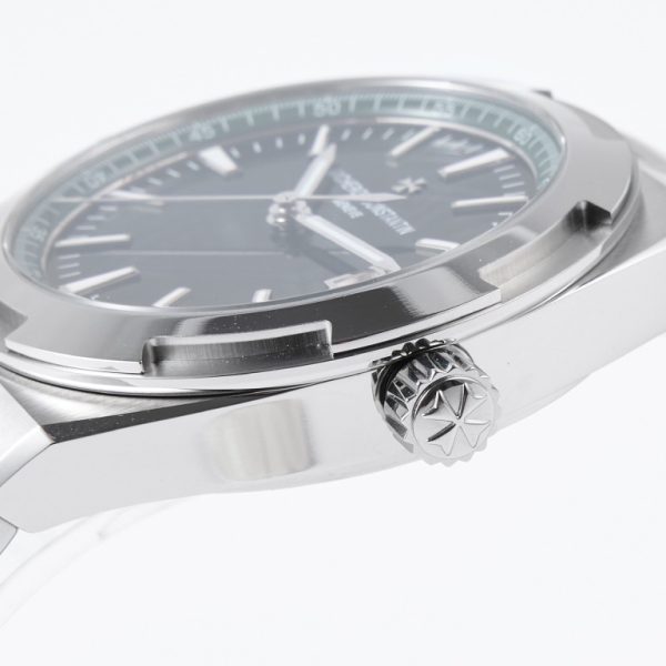 Vacheron Constantin Overseas Green Dial Ref. 4500V/110A-B483