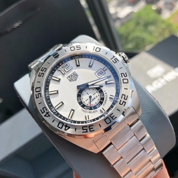 TAG Heuer Formula 1 Calibre 6 White Dial Edition ref. WAZ2013.BA0842