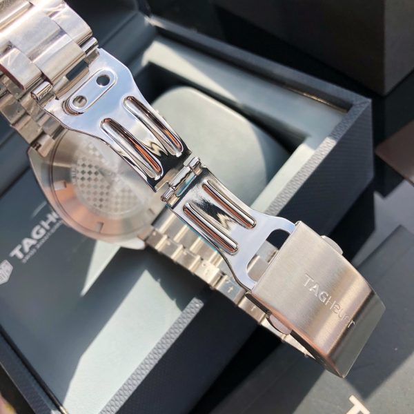 TAG Heuer Formula 1 Calibre 6 White Dial Edition ref. WAZ2013.BA0842