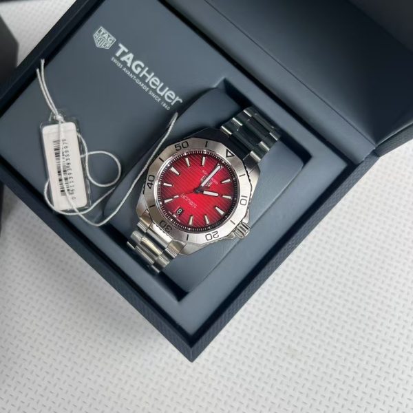 TAG Heuer Aquaracer Professional 200 Red Dial Edition Ref. WBP2114.BA0627
