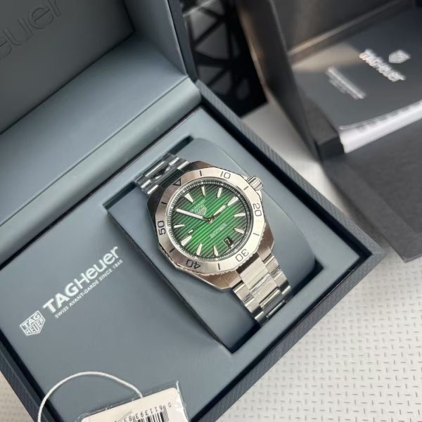 TAG Heuer Aquaracer Professional 200 Green Dial Edition Ref. WBP2115.BA0627