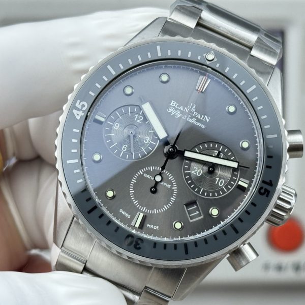 Blancpain Fifty Fathoms Bathyscaphe Flyback Chronograph Meteor Grey Sunburst Dial ref. 5200 1110 71S
