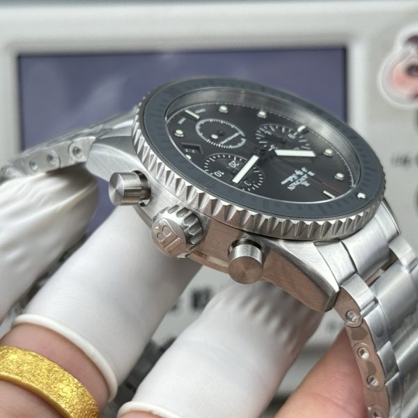 Blancpain Fifty Fathoms Bathyscaphe Flyback Chronograph Meteor Grey Sunburst Dial ref. 5200 1110 71S