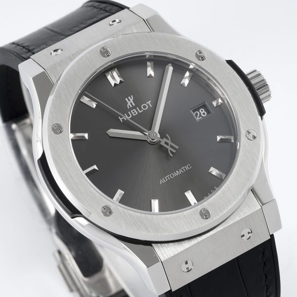 Hublot Classic Fusion Racing Grey Dial Black Leather Strap ref. 511.NX.7071.LR