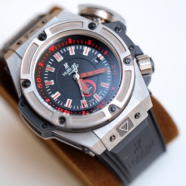 Hublot King Power Oceanographic 4000 Black Dial Red Accents ref. 731.NX.1190.RX