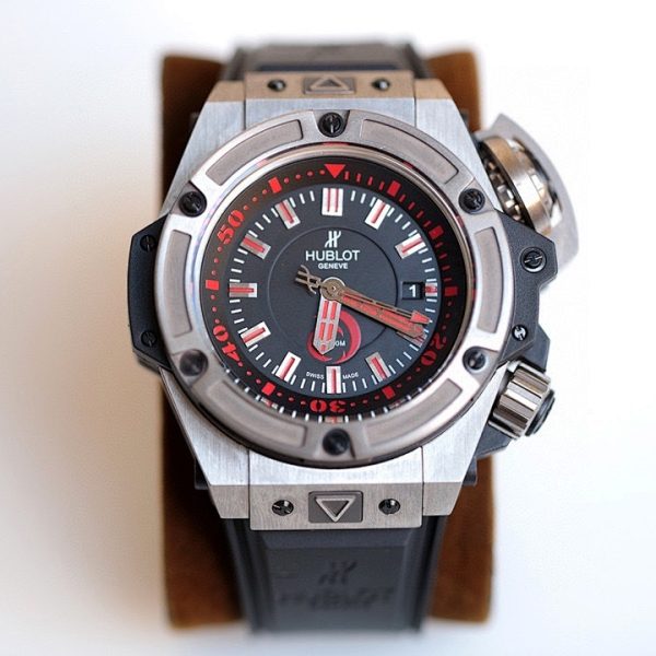 Hublot King Power Oceanographic 4000 Black Dial Red Accents ref. 731.NX.1190.RX