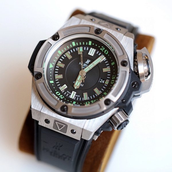 Hublot King Power Oceanographic 4000 Black Dial Green Accents ref. 731.NX.1190.RX