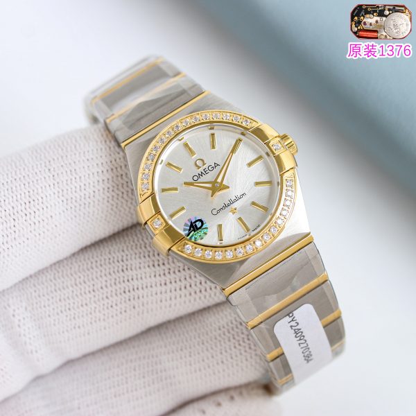 Omega Constellation Silver Dial Two-Tone ref. 131.20.28.60.02.001