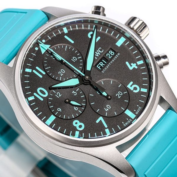 IWC Pilot’s Watch Chronograph 41 Mercedes-AMG PETRONAS Formula One Team