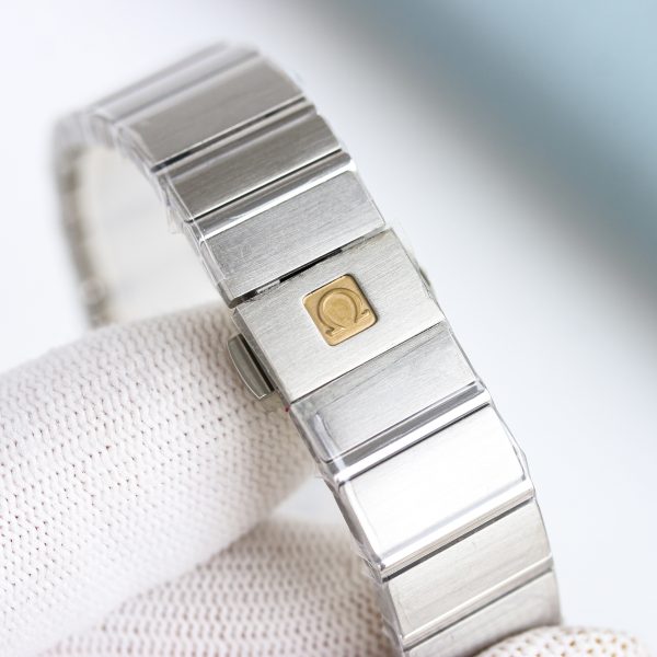 Omega Constellation Silver Dial Diamond Bezel ref. 123.15.24.60.05.001