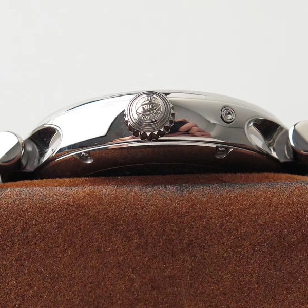IWC Da Vinci Automatic Moon Phase 36 Silver Dial Black Leather Strap
