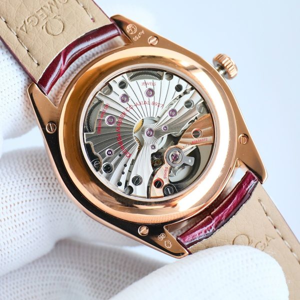 Omega De Ville Trésor Small Seconds Green Dial Yellow Gold ref. 435.53.40.21.10.001