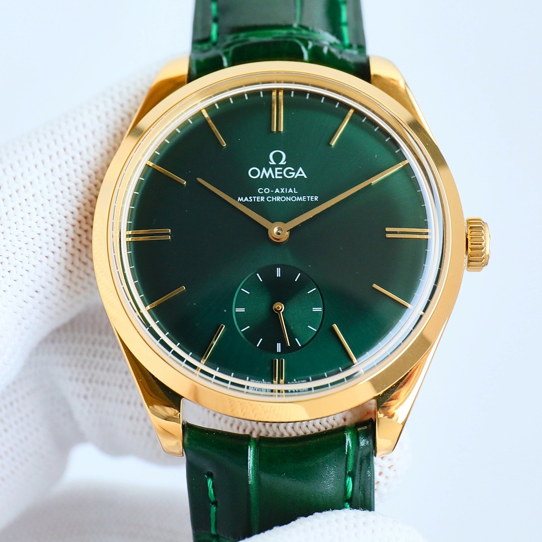 Omega De Ville Trésor Small Seconds Green Dial Yellow Gold ref. 435.53.40.21.10.001