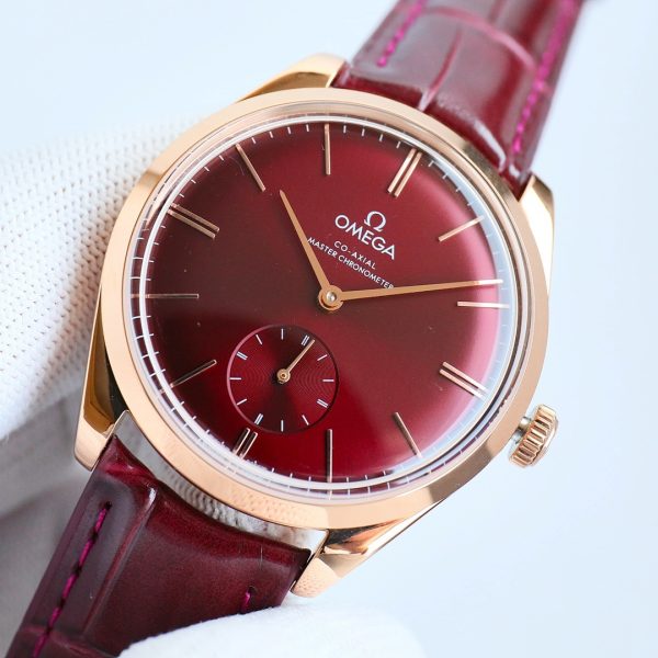 Omega De Ville Trésor Small Seconds Burgundy Dial Sedna Gold ref. 435.53.40.21.11.002