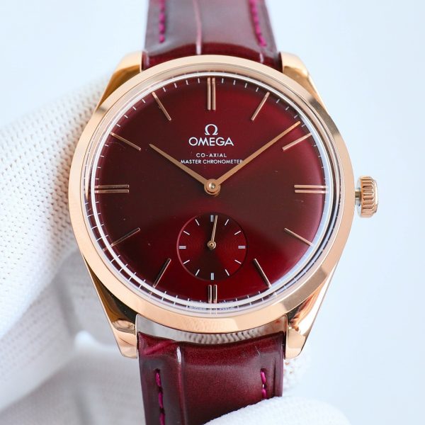Omega De Ville Trésor Small Seconds Burgundy Dial Sedna Gold ref. 435.53.40.21.11.002