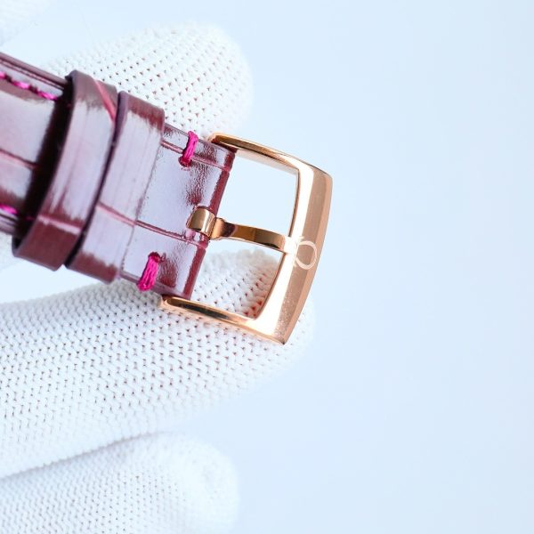 Omega De Ville Trésor Small Seconds Burgundy Dial Sedna Gold ref. 435.53.40.21.11.002