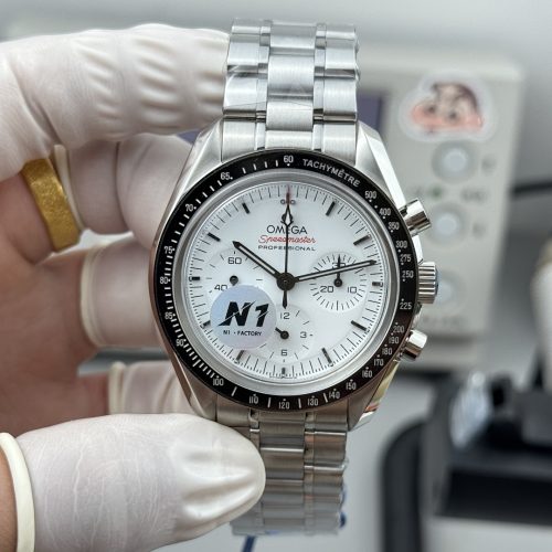 Omega Speedmaster Moonwatch Professional White Dial ref. 310.30.42.50.04.001