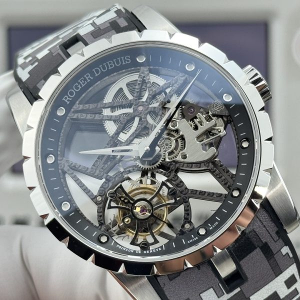 Roger Dubuis Excalibur Tourbillon Grey Titanium Skeleton