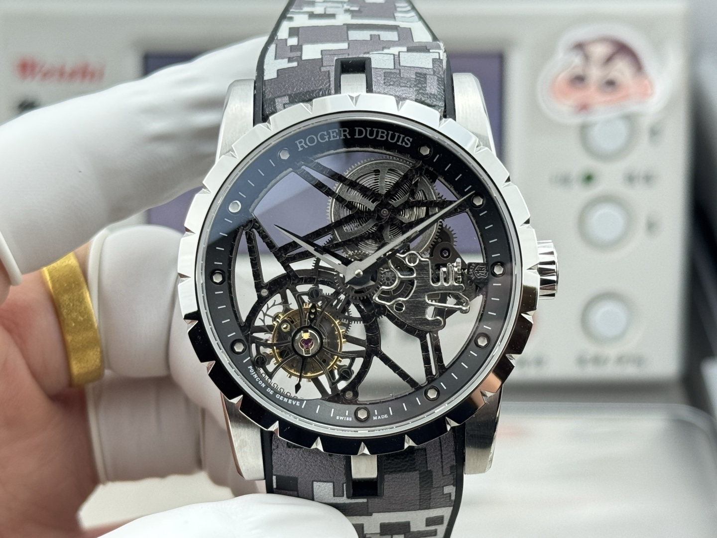 Roger Dubuis Excalibur Tourbillon Grey Titanium Skeleton