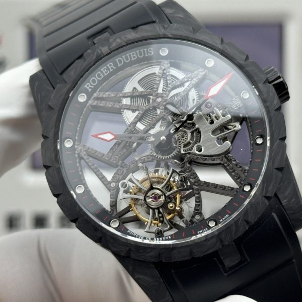 Roger Dubuis Excalibur Tourbillon Black Carbon Skeleton